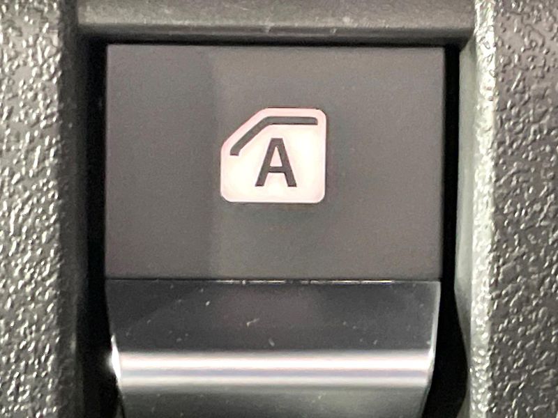2019 Suzuki Jimny 3BA-JB64W (UW-6a7157e5e6e54)[16]