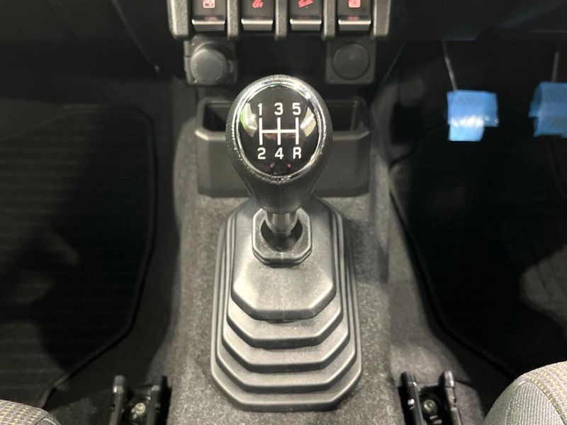 2023 Suzuki Jimny 3BA-JB64W (UW-6a7157e7ee68c)[21]