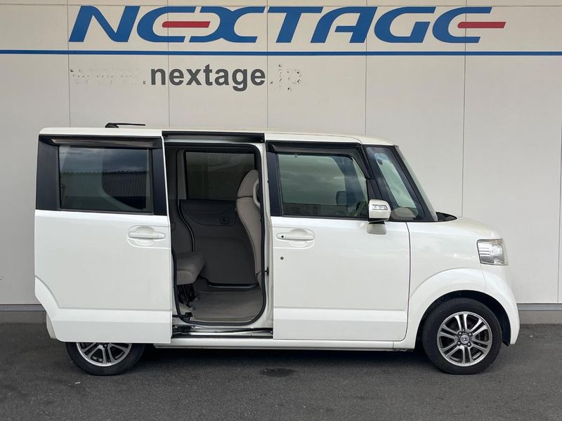 2014 Honda N-BOX DBA-JF1 (UW-6a7157f828923)[22]
