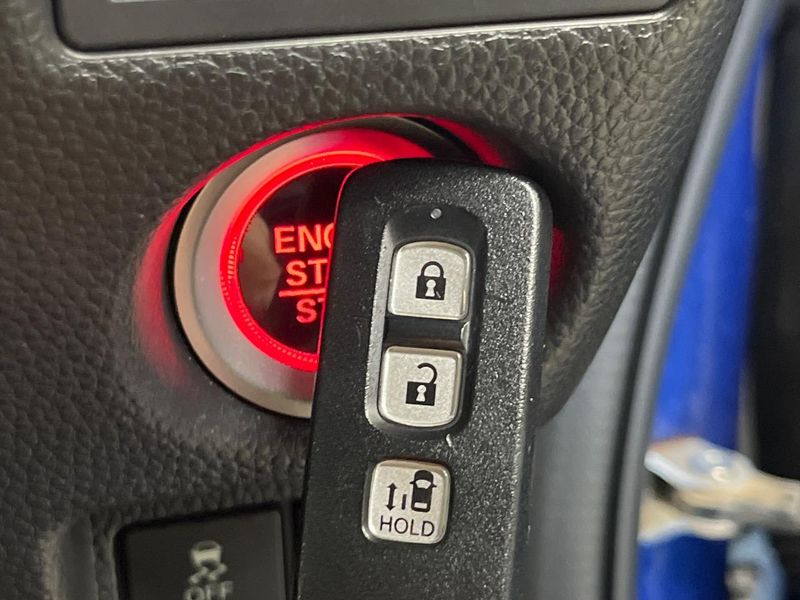 2018 Honda N-BOX CUSTOM DBA-JF3 (UW-6a71580a761e6)[18]