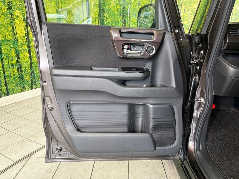 2020 Honda N-BOX CUSTOM 6BA-JF3 (UW-6a715810ac832)[10]