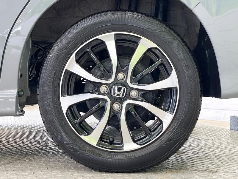 2023 Honda N-BOX CUSTOM 6BA-JF5 (UW-6a7158278830d)[18]