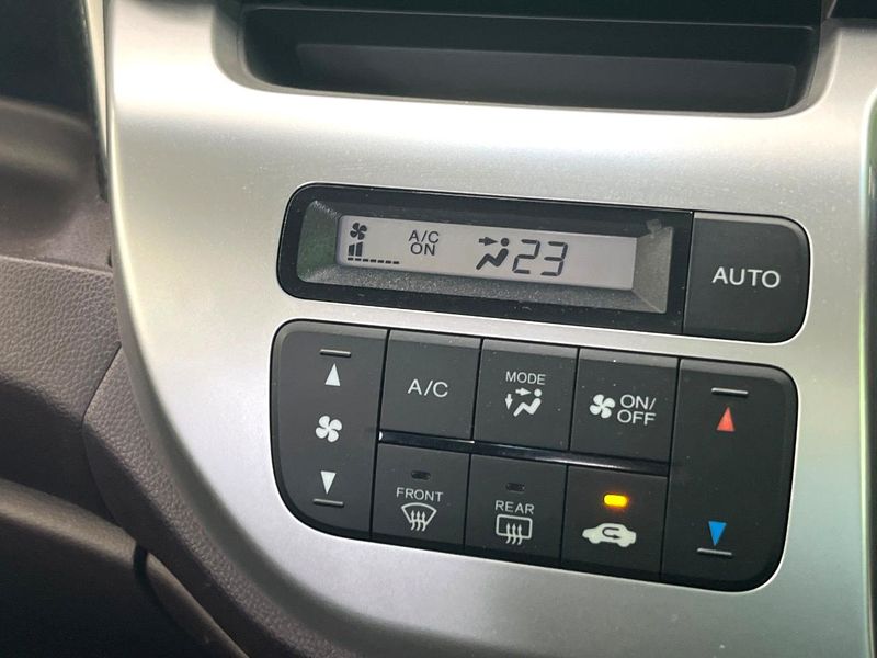 2014 Honda N-WGN Custom DBA-JH1 (UW-6a71583f447b1)[5]