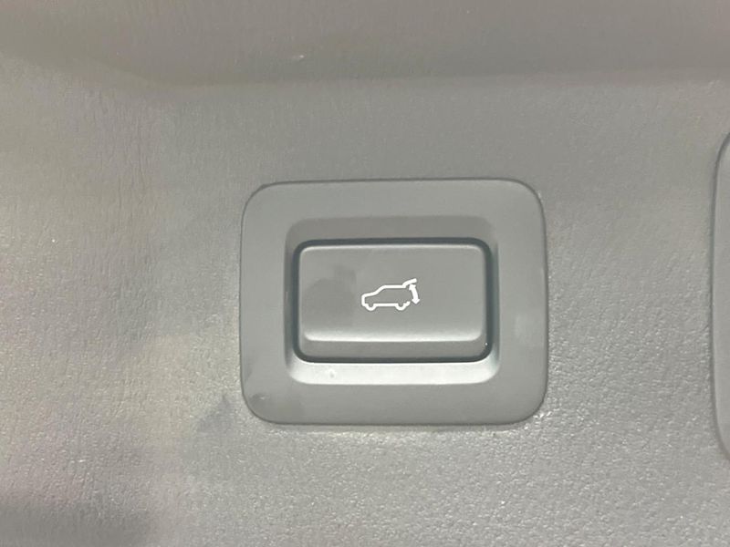 2023 Mazda CX-8 6BA-KG5P (UW-6a7158661b8d2)[29]