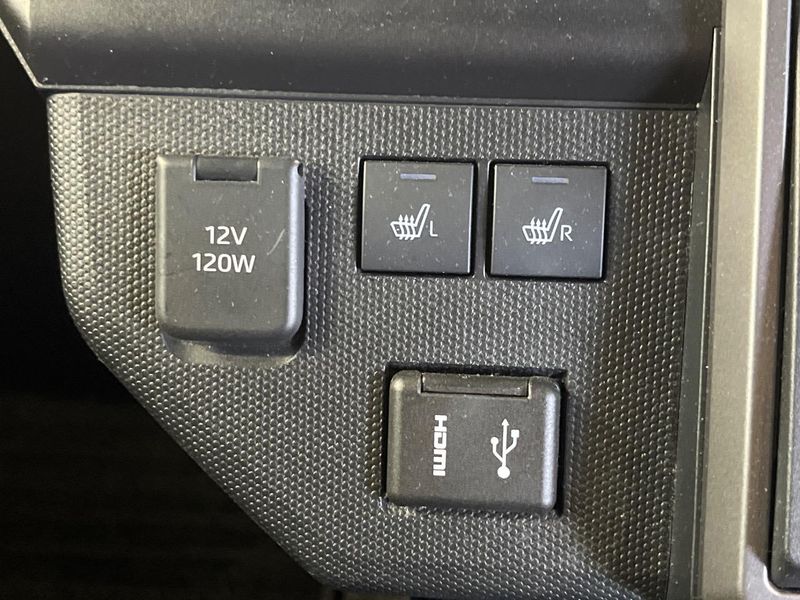 2023 Daihatsu Taft 5BA-LA900S (UW-6a7158bf34be1)[12]