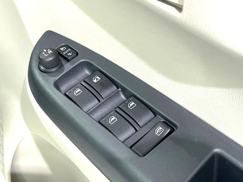 2017 Toyota Passo DBA-M710A (UW-6a7158c9d9672)[12]