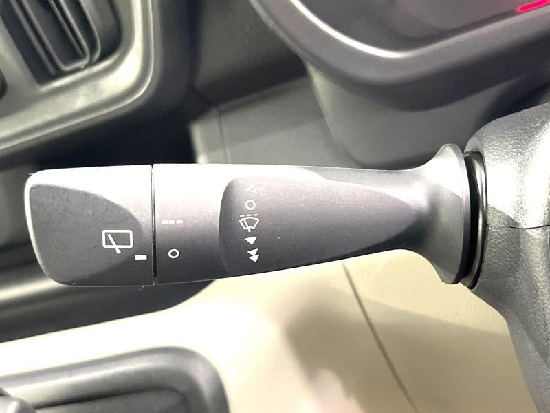 2017 Toyota Passo DBA-M710A (UW-6a7158c9d9672)[28]