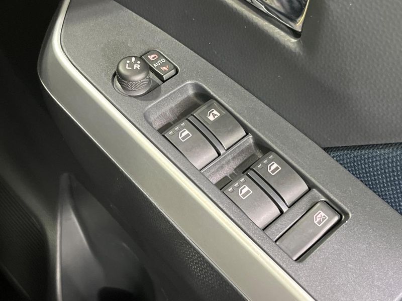 2023 Toyota Roomy 5BA-M900A (UW-6a7158d95a49f)[26]