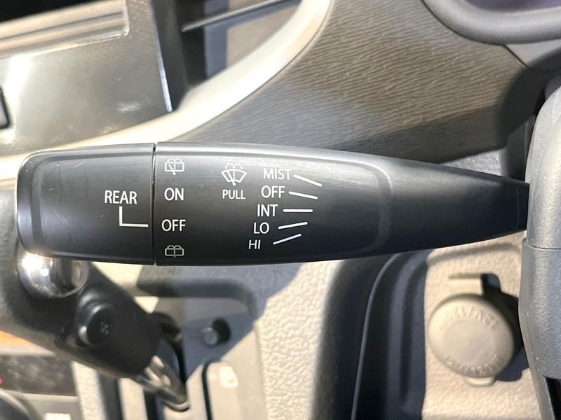 2013 Suzuki Wagon R Stingray DBA-MH34S (UW-6a7158ffc7c49)[26]