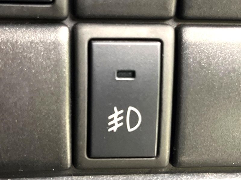 2010 Suzuki Palette SW DBA-MK21S (UW-6a7159077a51a)[10]