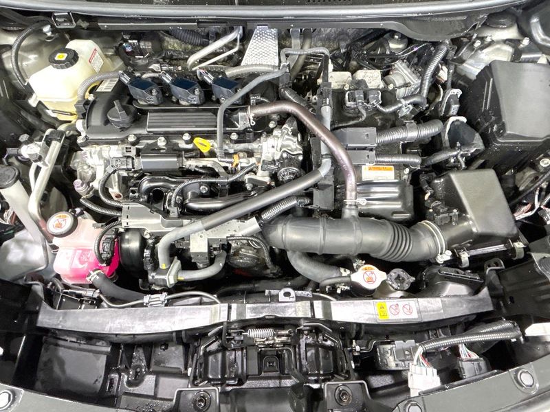 2021 Toyota Yaris Cross 6AA-MXPJ10 (UW-6a71595e8e492)[6]