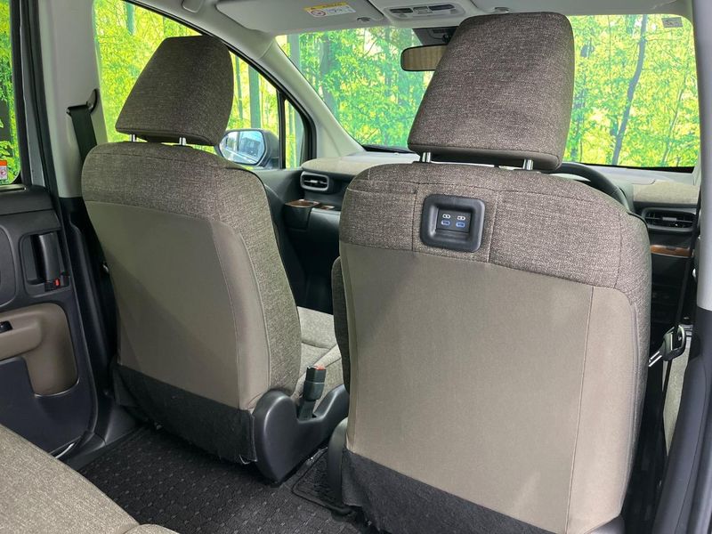 2023 Toyota Sienta 6AA-MXPL10G (UW-6a71596e4f3fb)[18]