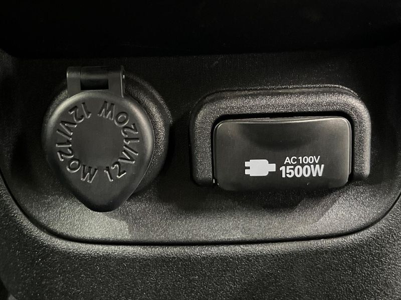 2023 Toyota Sienta 6AA-MXPL10G (UW-6a71596e4f3fb)[28]