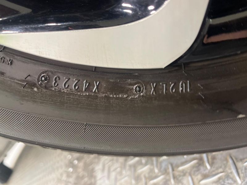 2023 Toyota Sienta 6AA-MXPL10G (UW-6a7159734378c)[9]