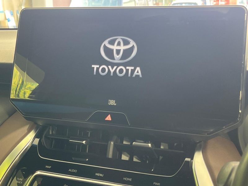 2021 Toyota Harrier 6BA-MXUA80 (UW-6a71597f4124a)[20]