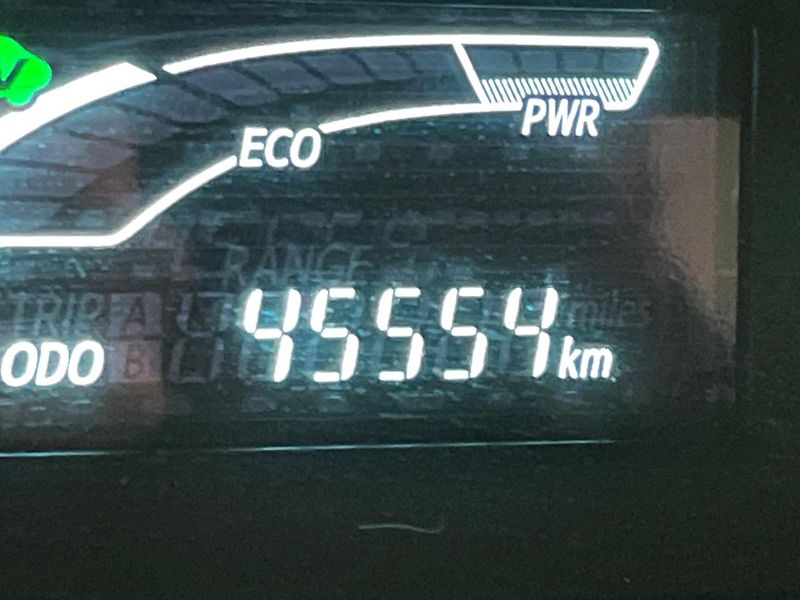 2014 Toyota Aqua DAA-NHP10 (UW-6a71599fec8a3)[2]