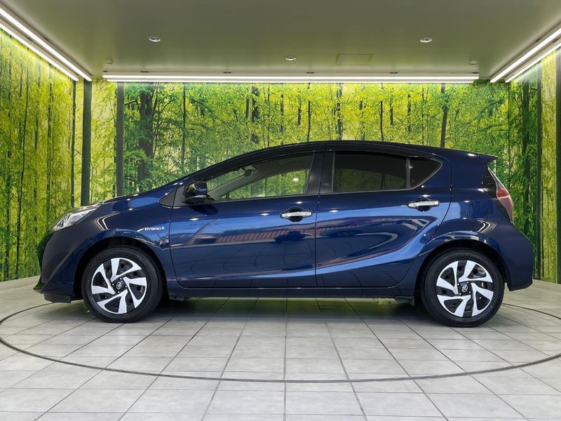 2019 Toyota Aqua DAA-NHP10 (UW-6a7159af7ece3)[20]