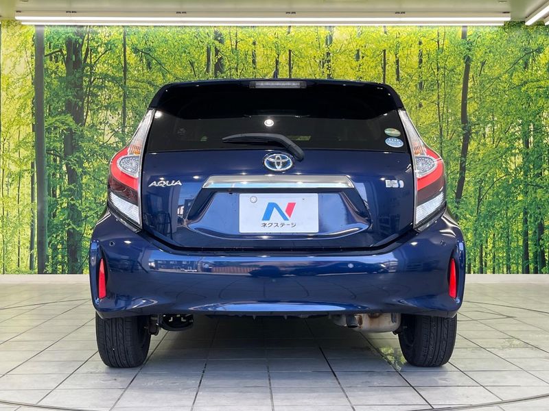 2019 Toyota Aqua DAA-NHP10 (UW-6a7159af7ece3)[18]