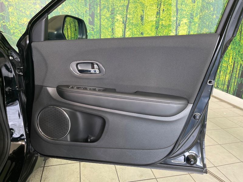 2019 Honda Vezel DBA-RU1 (UW-6a7159d68dde6)[24]