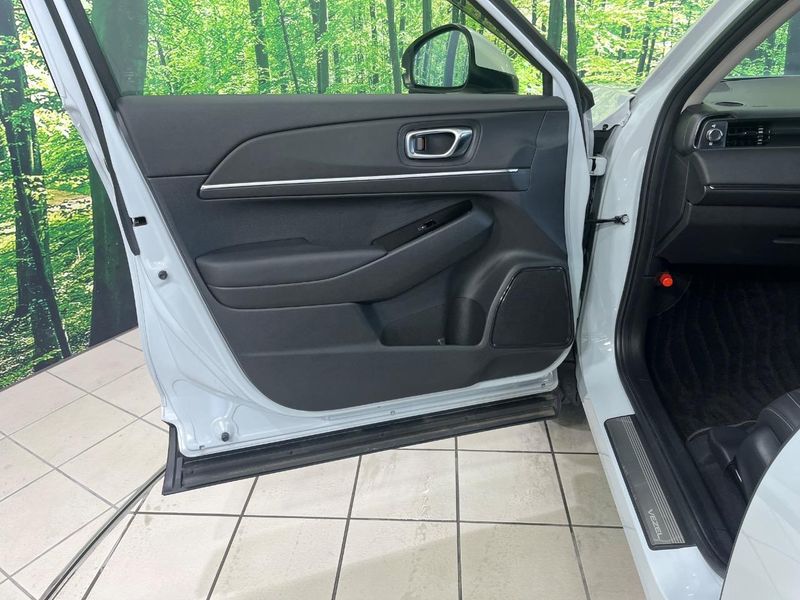2023 Honda Vezel 6AA-RV5 (UW-6a7159e5a49fd)[20]