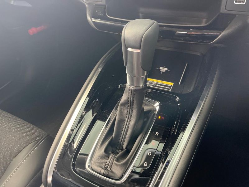 2024 Honda Vezel 6AA-RV5 (UW-6a7159e8bf19d)[26]