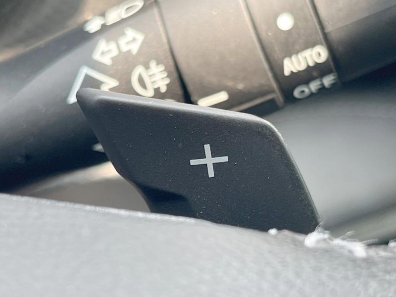 2020 Subaru Forester 5AA-SKE (UW-6a715a045b837)[21]