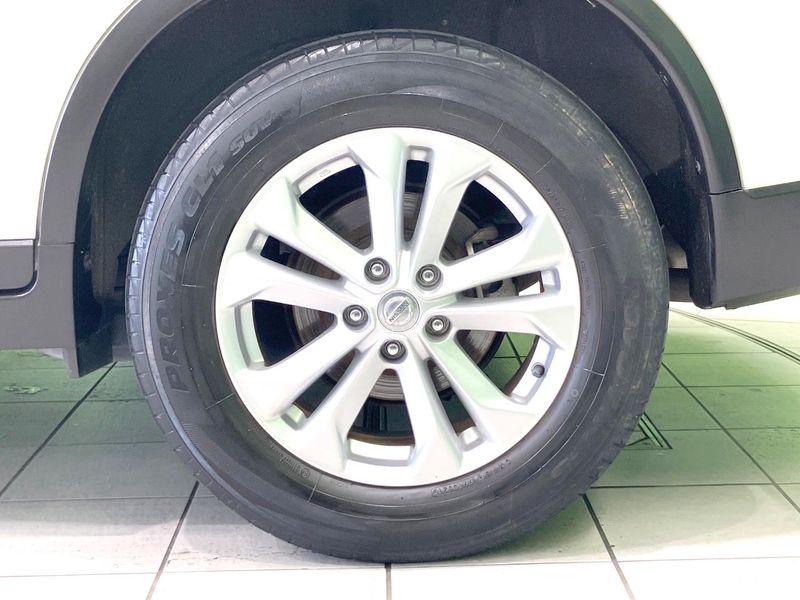 2015 Nissan X-Trail DBA-T32 (UW-6a715a0cc3d6d)[13]