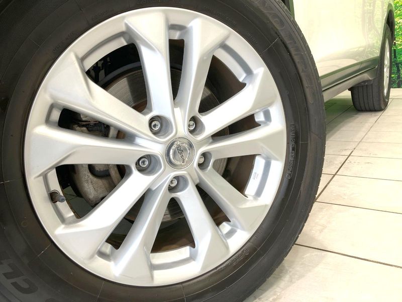 2015 Nissan X-Trail DBA-T32 (UW-6a715a0cc3d6d)[10]