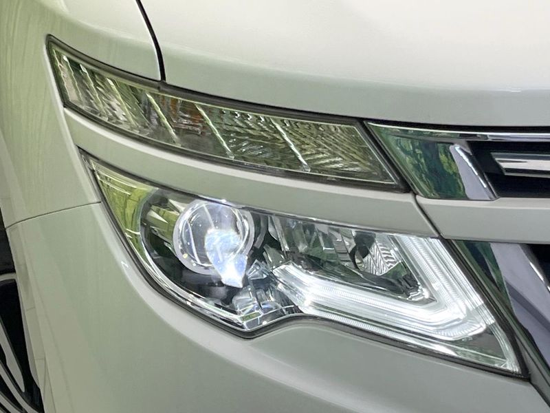 2018 Nissan Elgrand DBA-TE52 (UW-6a715a100ce43)[12]