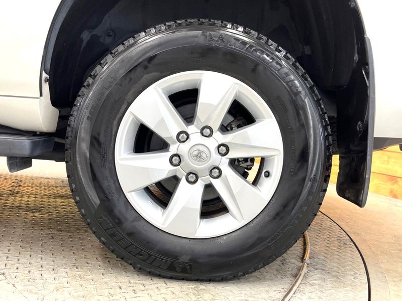 2023 Toyota Land Cruiser Prado 3BA-TRJ150W (UW-6a715a17cbe4d)[29]