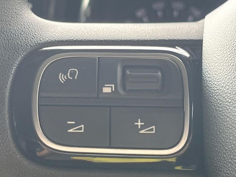 2020 Citroen C3 3BA-B6HN05 (UW-6a715a28bfa11)[9]