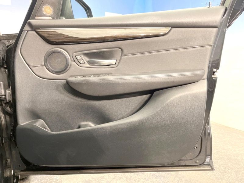 2019 BMW 2 Series LDA-2E20 (UW-6a715a3a23348)[22]