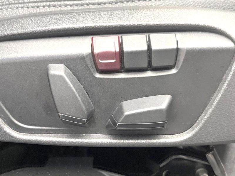 2019 BMW 2 Series LDA-2E20 (UW-6a715a3a23348)[24]