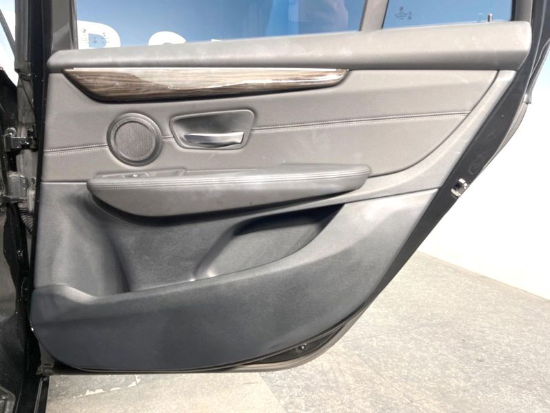 2019 BMW 2 Series LDA-2E20 (UW-6a715a3a23348)[18]