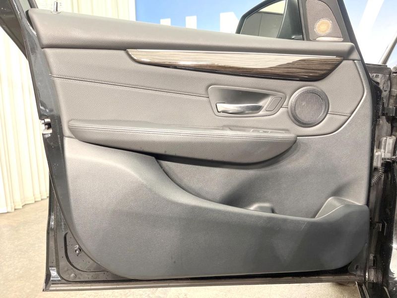 2019 BMW 2 Series LDA-2E20 (UW-6a715a3a23348)[9]
