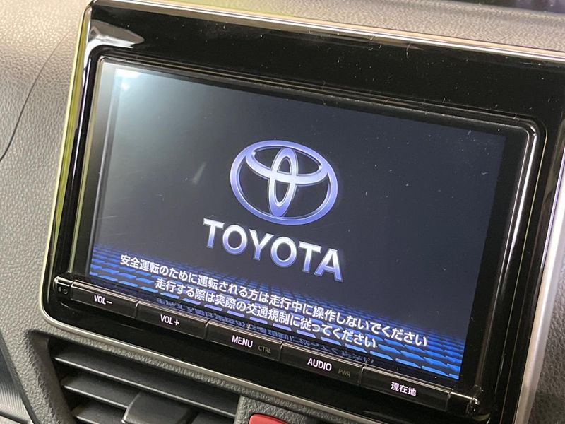 2018 Toyota Voxy DBA-ZRR80W (UW-6a715a6ad7365)[22]