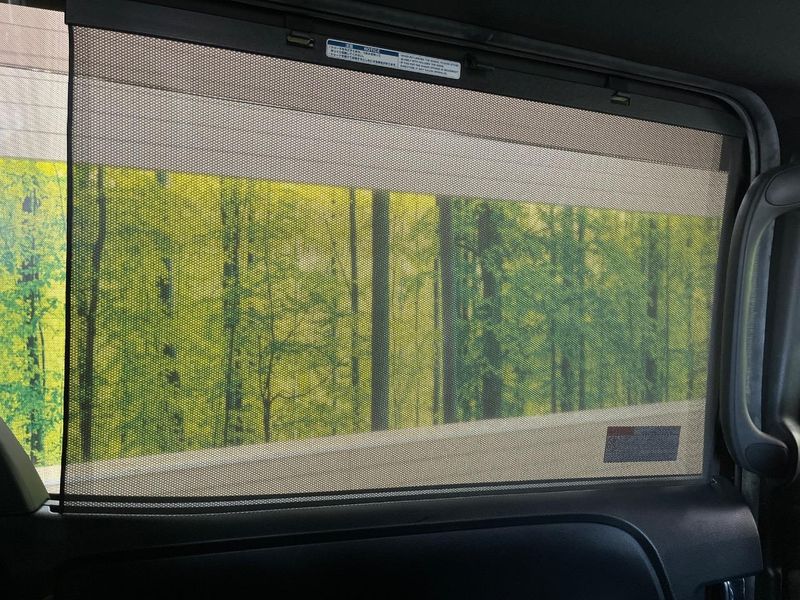 2018 Toyota Voxy DBA-ZRR80W (UW-6a715a6ad7365)[18]