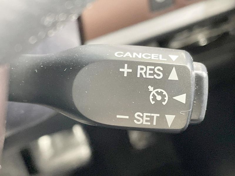 2018 Toyota Esquire DBA-ZRR85G (UW-6a715a76a22f8)[29]