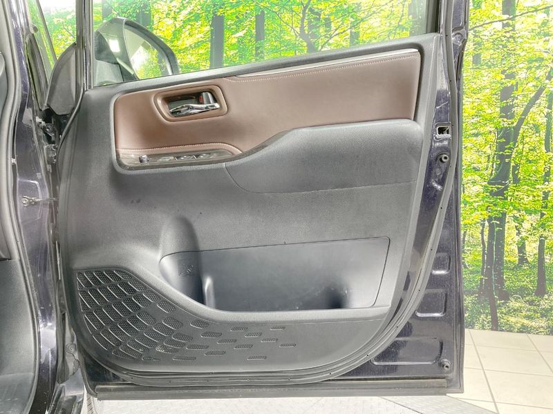 2018 Toyota Esquire DBA-ZRR85G (UW-6a715a76a22f8)[12]