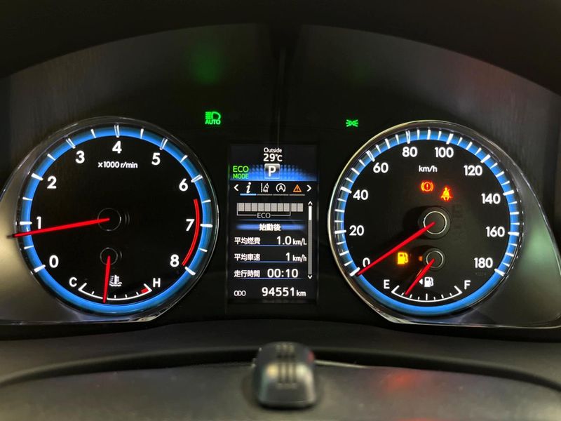 2017 Toyota Harrier DBA-ZSU60W (UW-6a715a7b4fa1c)[28]