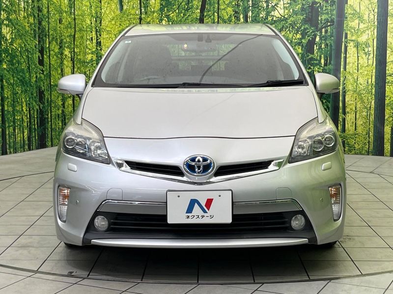 2012 Toyota Prius PHV DLA-ZVW35 (UW-6a715a8a0e459)[11]