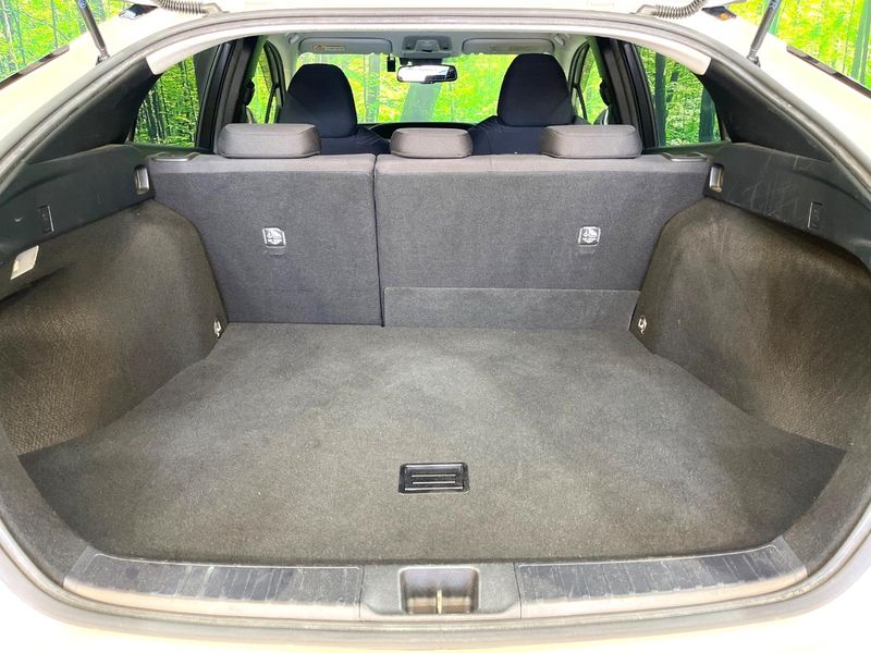 2016 Toyota Prius DAA-ZVW50 (UW-6a715a8de4f8e)[19]