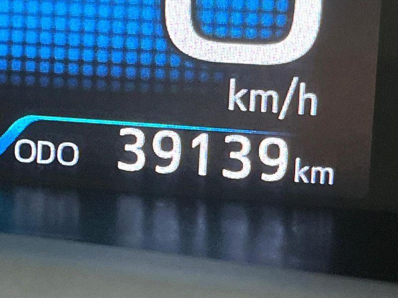 2019 Toyota Prius DAA-ZVW51 (UW-6a715a9340249)[2]