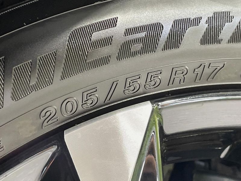 2022 Toyota Noah 6AA-ZWR90W (UW-6a715aab5d01e)[5]