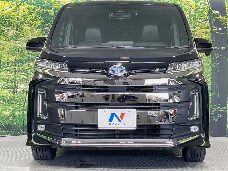 2022 Toyota Noah 6AA-ZWR90W (UW-6a715aab5d01e)[13]