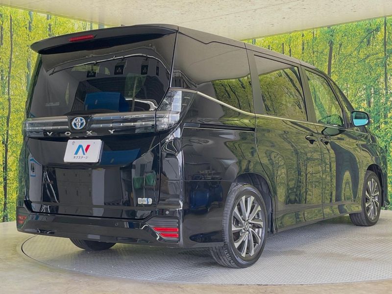 2024 Toyota Voxy 6AA-ZWR90W (UW-6a715ab1b3f3e)[17]