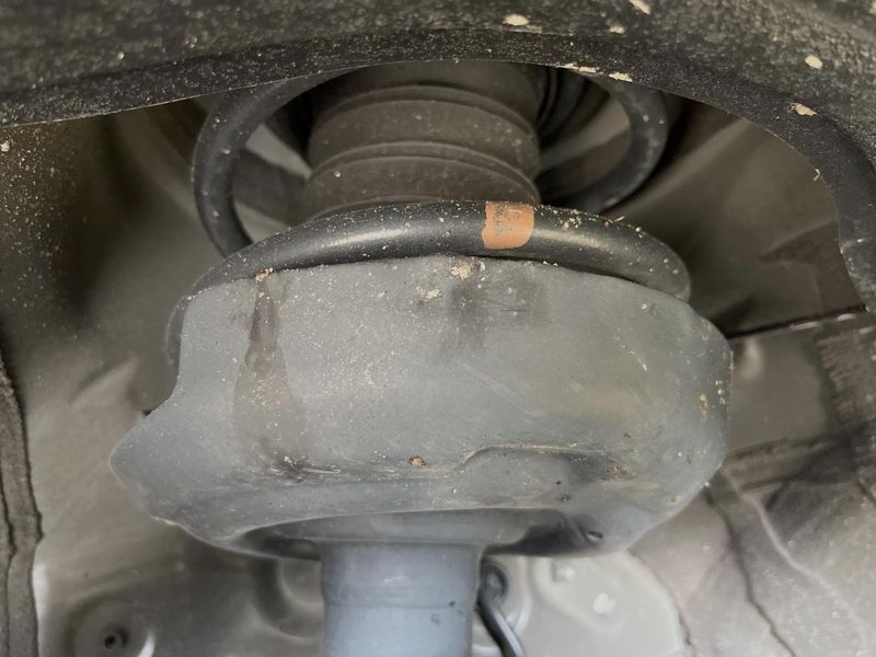 2024 Toyota Voxy 6AA-ZWR90W (UW-6a715ab1b3f3e)[22]