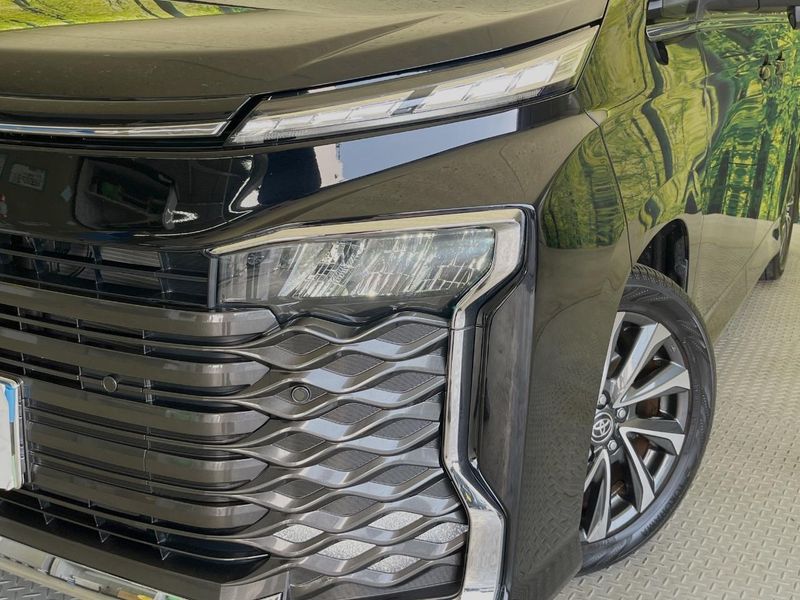 2024 Toyota Voxy 6AA-ZWR90W (UW-6a715ab1b3f3e)[7]