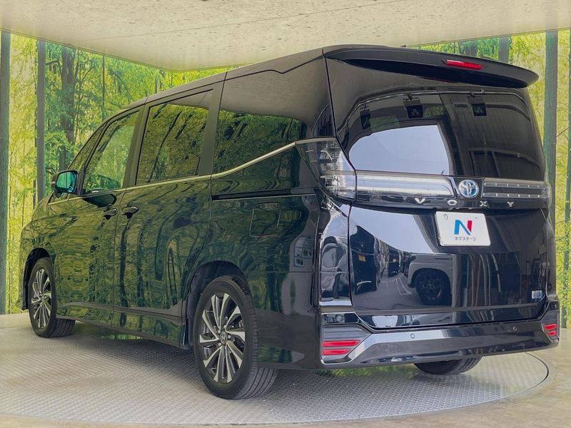 2024 Toyota Voxy 6AA-ZWR90W (UW-6a715ab1b3f3e)[15]
