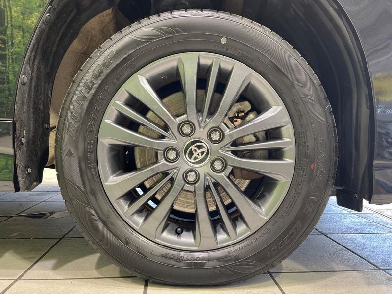 2023 Toyota Voxy 6AA-ZWR95W (UW-6a715ab79ce56)[24]